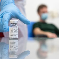 Vacina da rede privada não estará disponível para público geral