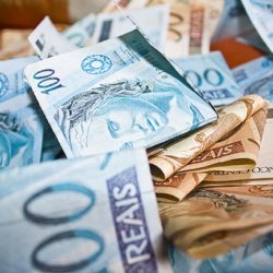 Siglas poderão ter R$ 7 bilhões de verba pública em 2022