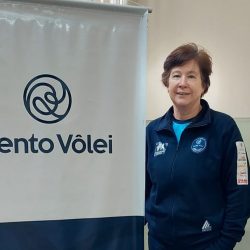 Bento Vôlei contrata professora  ex-seleção brasileira