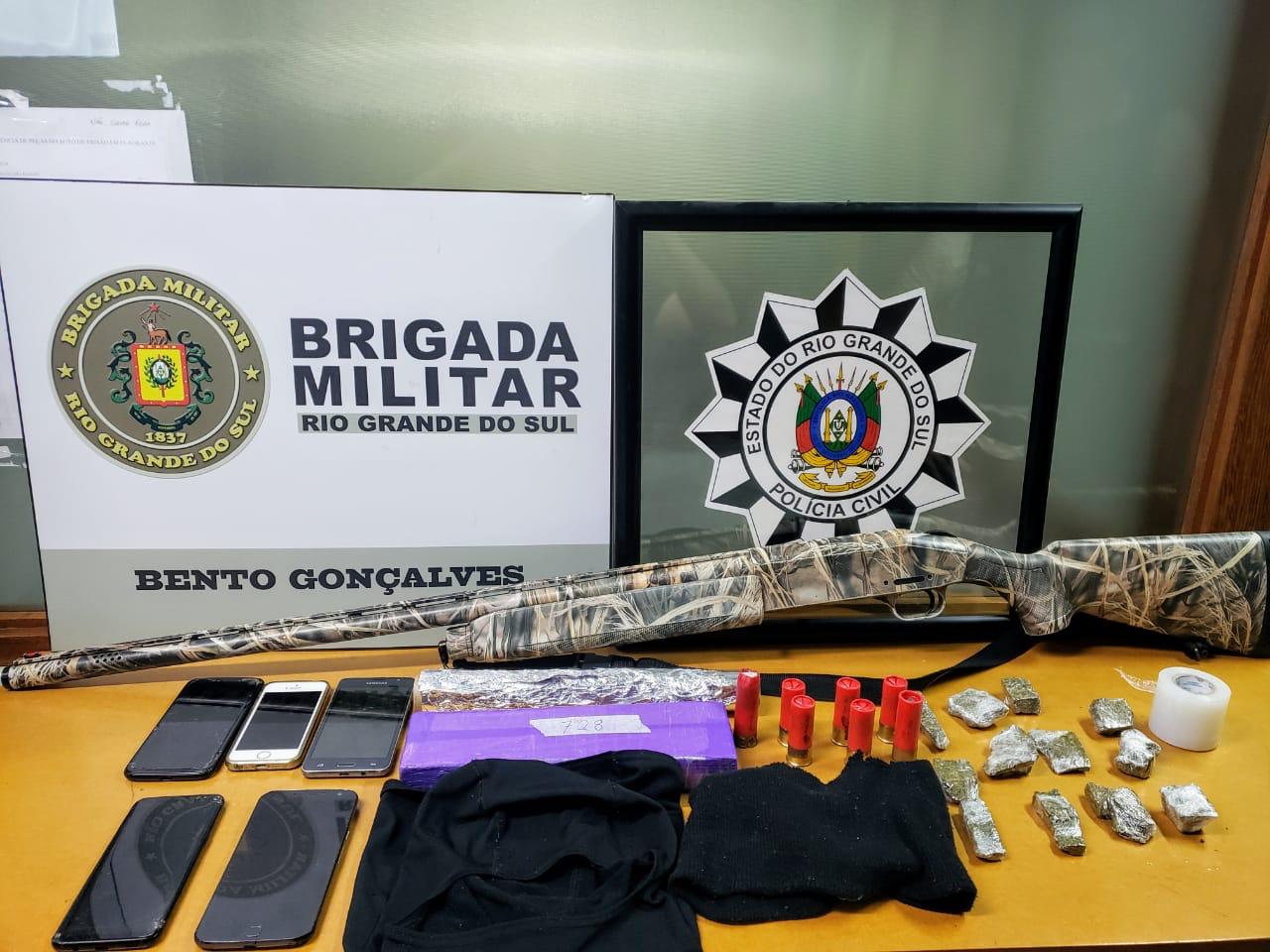 policia 3 presos