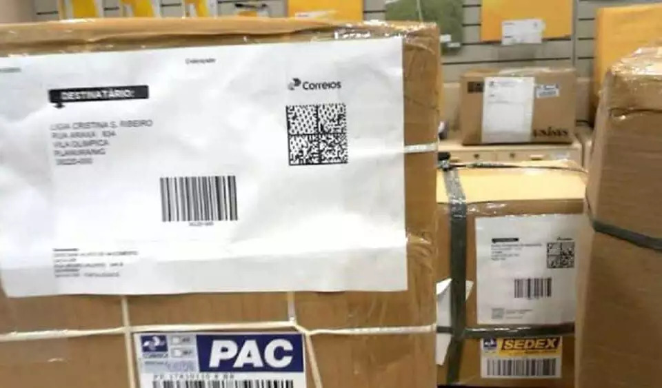 Correios-correspondencia-pacotes-compras-reproducao-960x563