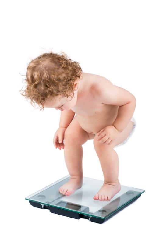 crianca_obesidade_infantil_balanca_peso_ss