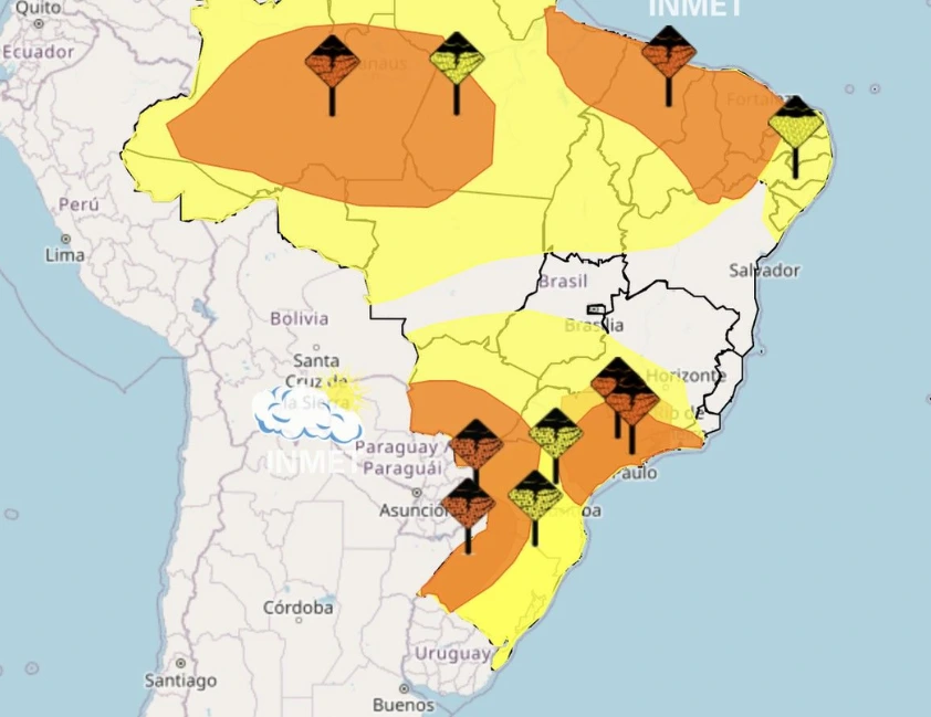 Fortes tempestades avançam sobre o RS e podem provocar vendavais com rajadas acima de 100 km/h, chuva intensa e risco de danos nesta quinta.