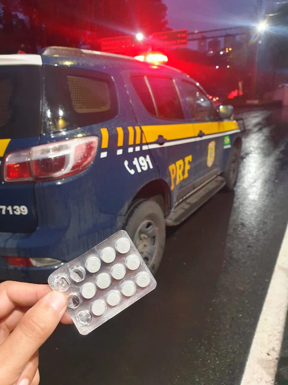 PRF prende caminhoneiro sob efeito de anfetamina após quase 1.200 km sem descanso