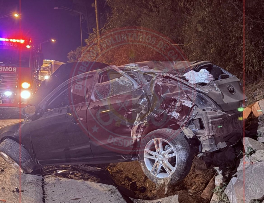 Acidente na BR-470 em Garibaldi deixa três homens feridos após carro sair da pista