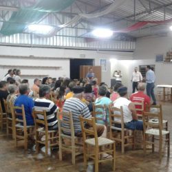 Moradores do Distrito de São Pedro protestam contra fechamento de posto de saúde