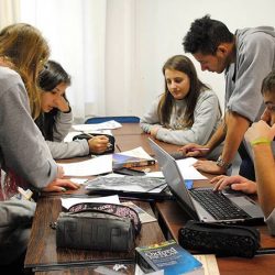 Competição científica envolve mais de 12 escolas  da região em Bento Gonçalves