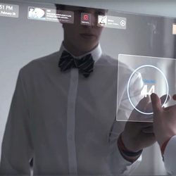 Espelho smart: tecnologia touchscreen e assistente virtual