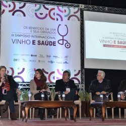 Especialistas do Brasil e do Exterior apresentaram os benefícios da uva e seus derivados para a saúde