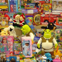 Os principais cuidados na compra dos brinquedos para as crianças