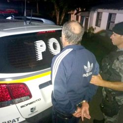 Homem tenta roubar residência, mas é preso pela polícia