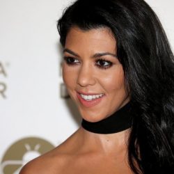 Vinagre deixa cabelo mais brilhoso, segundo irmã Kardashian