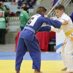 Jovem ganha medalha de bronze no Campeonato Brasileiro de Judô