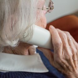 Já é possível pedir aposentadorias através do telefone e internet