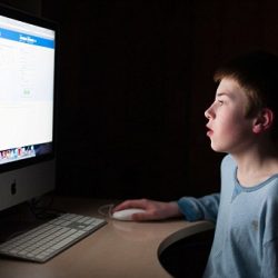 Facebook vai banir contas de crianças que se dizem maiores de 13 anos