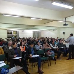 Curso para a região pastoral de Bento Gonçalves reúne vários ministros da Eucaristia