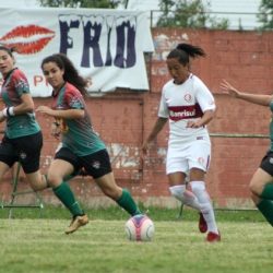 Brasil-Far perde no primeiro jogo da semifinal do Campeonato Gaúcho Feminino