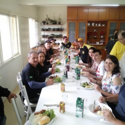 Moto Clube MCBG promove almoço no Lar do Ancião