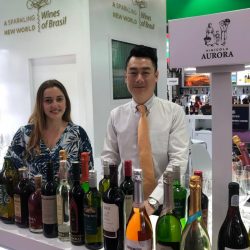 Vinícola Aurora expõe na Interwine, uma das  maiores feiras de alimentos e bebidas da China