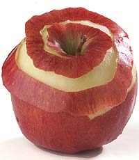 Pesquisa concluiu que agrotóxico penetra além da casca da maçã