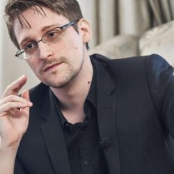 Nove dicas de Edward Snowden para se proteger na Internet