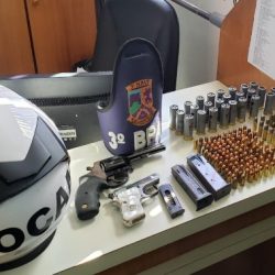 BM apreende armas, munições e drogas no Tancredo