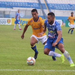 Esportivo vence o Pelotas e encaminha permanência na elite do futebol gaúcho