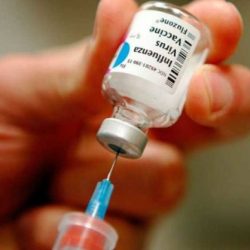 Investigação aponta vacina adulterada e reutilização se seringas