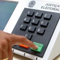 TSE vai testar sistema de voto online pelo celular ou computador
