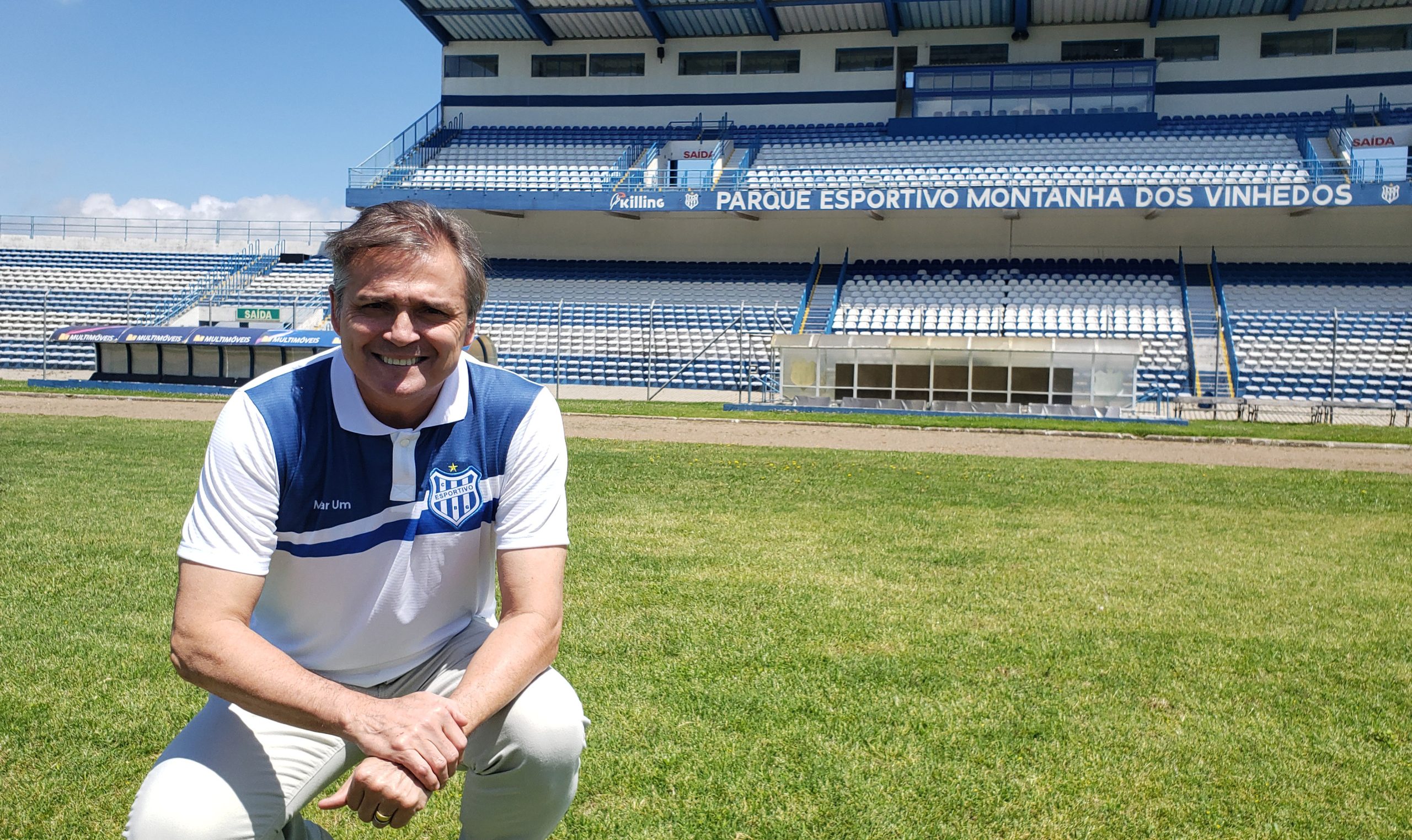Luiz Carlos Winck é oficializado como novo técnico alviazul - Crédito Gustavo Pozza, Divulgação Clube Esportivo (1)