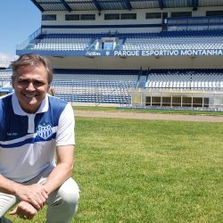 Luiz Carlos Winck  é o novo treinador do Esportivo