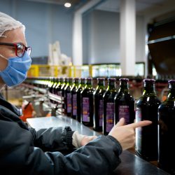 Cooperativa Aurora aumenta exportações de suco de uva em 87%
