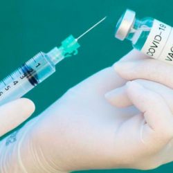 Governo não cumpre decisão do TCU para detalhar plano de imunização contra Covid-19