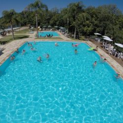 Quais são as regras para  piscinas de clubes  na quarentena?