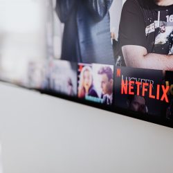 Saiba como utilizar  a funcionalidade “Títulos Aleatórios” na Netflix
