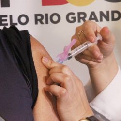 Governo do RS planeja vacinar todos os adultos até 7 de setembro