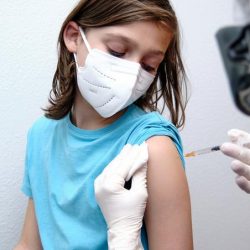 Adolescentes entre 12 a 17 anos serão incluídos na vacinação