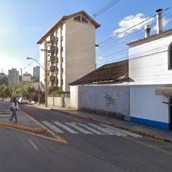 Mais três ruas centrais serão incluídas no estacionamento da Zona Azul