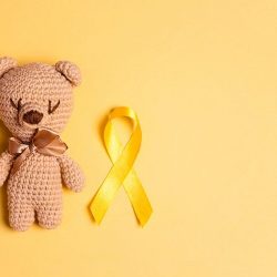 Setembro Dourado para falar sobre câncer infantojuvenil