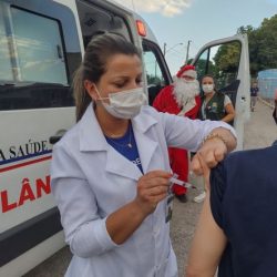 Caravana da Vacina visita novos bairros de Bento