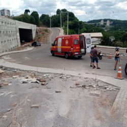 Motociclista se acidenta em obras do túnel do São João