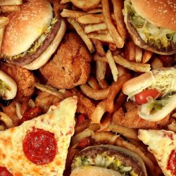 Consumo de fast food’s pode trazer riscos à saúde
