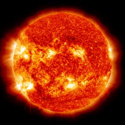 Explosão solar: apagão causa prejuízo em rádios na Terra    