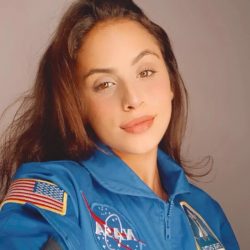 Jovem pode se tornar 1ª mulher brasileira no espaço