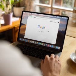Google divulga nova função para oculta dados pessoais das buscas
