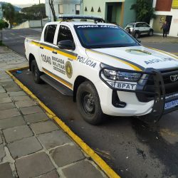 BM prende ladrão de carro no bairro Eucaliptos