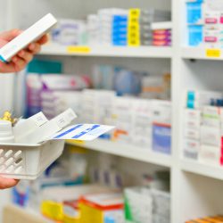 Ministério da Saúde e Anvisa admitem risco de desabastecimento de medicamentos no Brasil