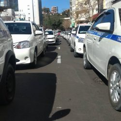 Taxistas recebem R$ 2 mil em 16 de agosto; demais parcelas são menores