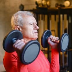 Fazer musculação melhora e aumenta a expectativa de vida
