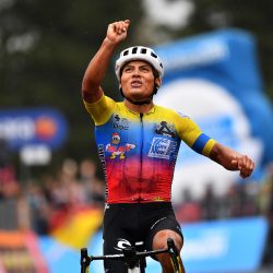Ciclista equatoriano vencedor de etapa do Giro d'Italia estará no GFNY Bento Gonçalves